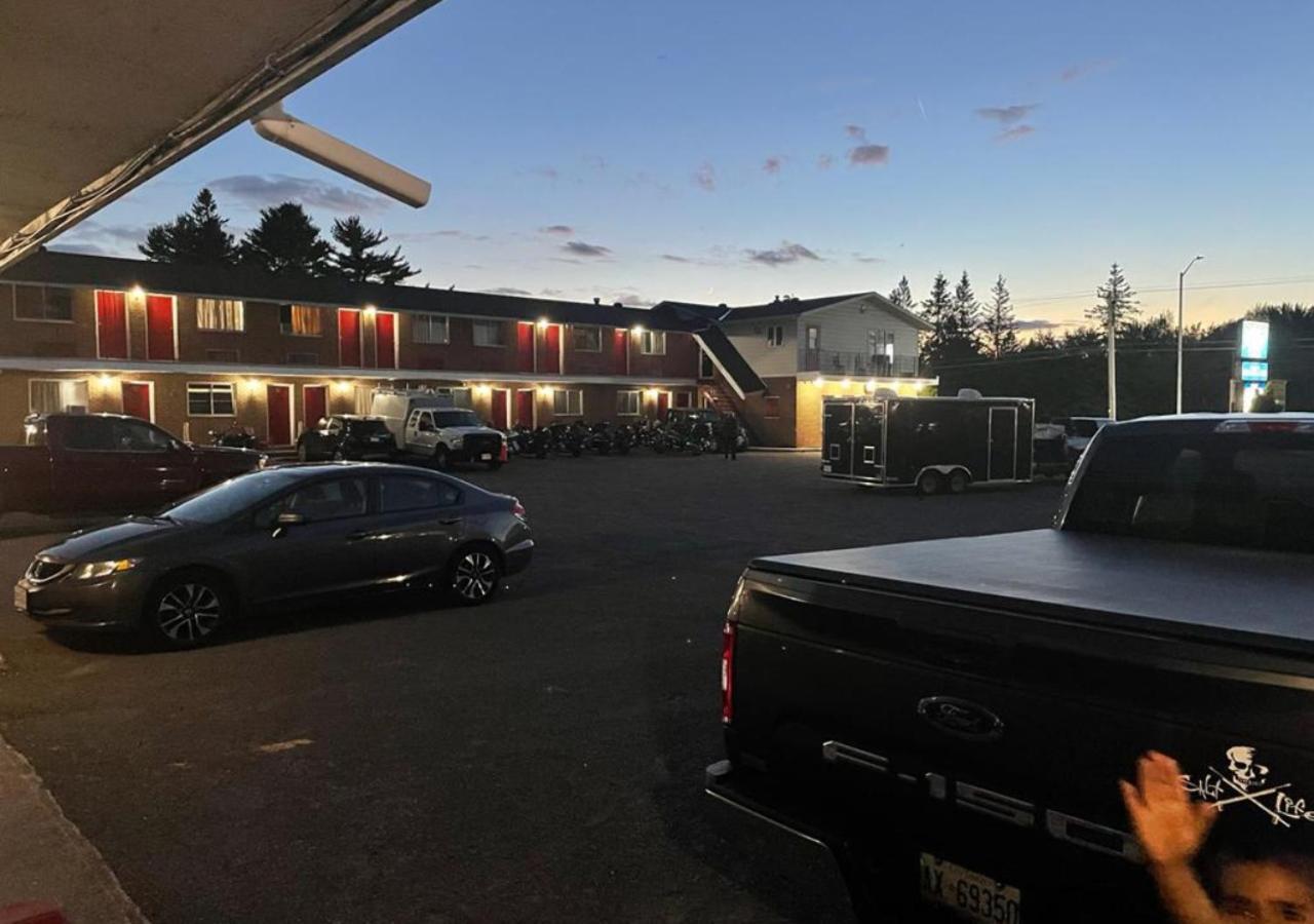 Northern Motel 苏圣玛丽 外观 照片